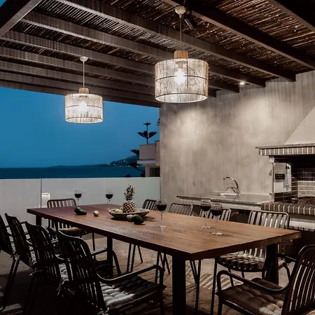 Nerea Deluxe Seafront Villa, Iconic Infinity Pool, By Thinkvilla Akrotiri (Zakynthos)