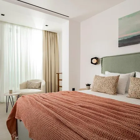 Nerea Deluxe Seafront Villa, Iconic Infinity Pool, By Thinkvilla Villa *
